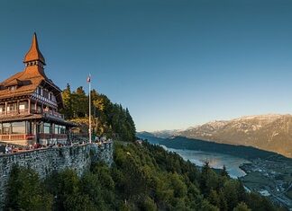 Co jest trudniejsze IELTS czy CAE? Co jest trudniejsze IELTS czy CAE?