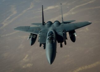 Co lepsze TOEFL czy CAE?