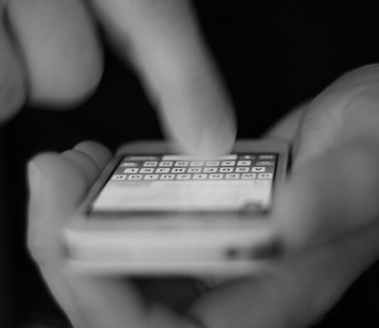 Skuteczniejsze kampanie smsowe dzięki rcs